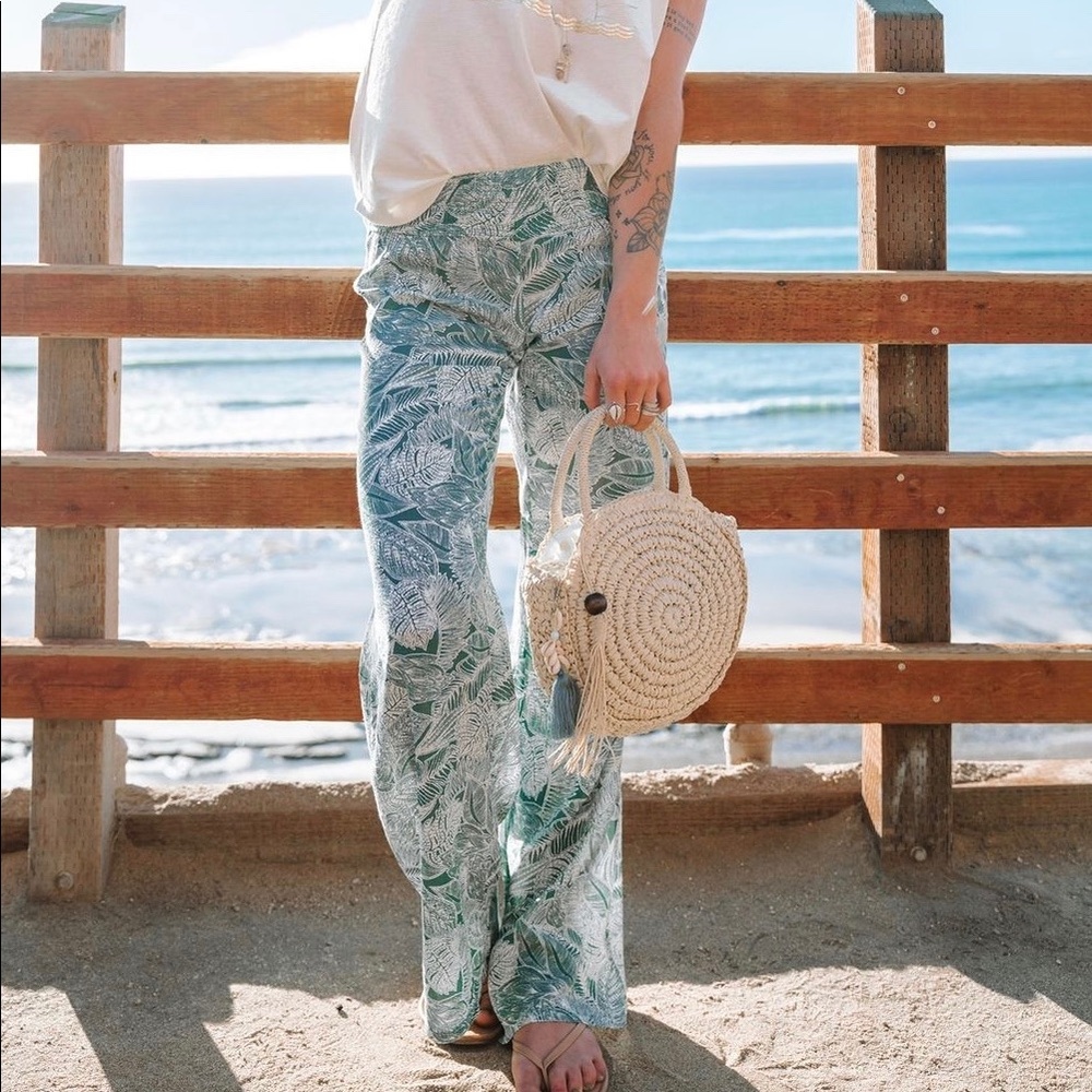 NWT O'Neill Johnny Palm Print Pants- Beachly